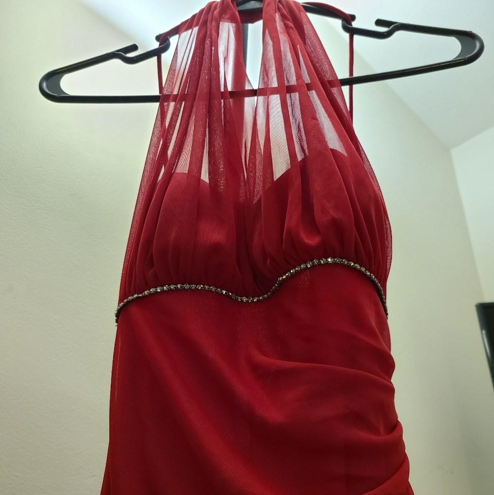 Dress - Picture 2 of 3